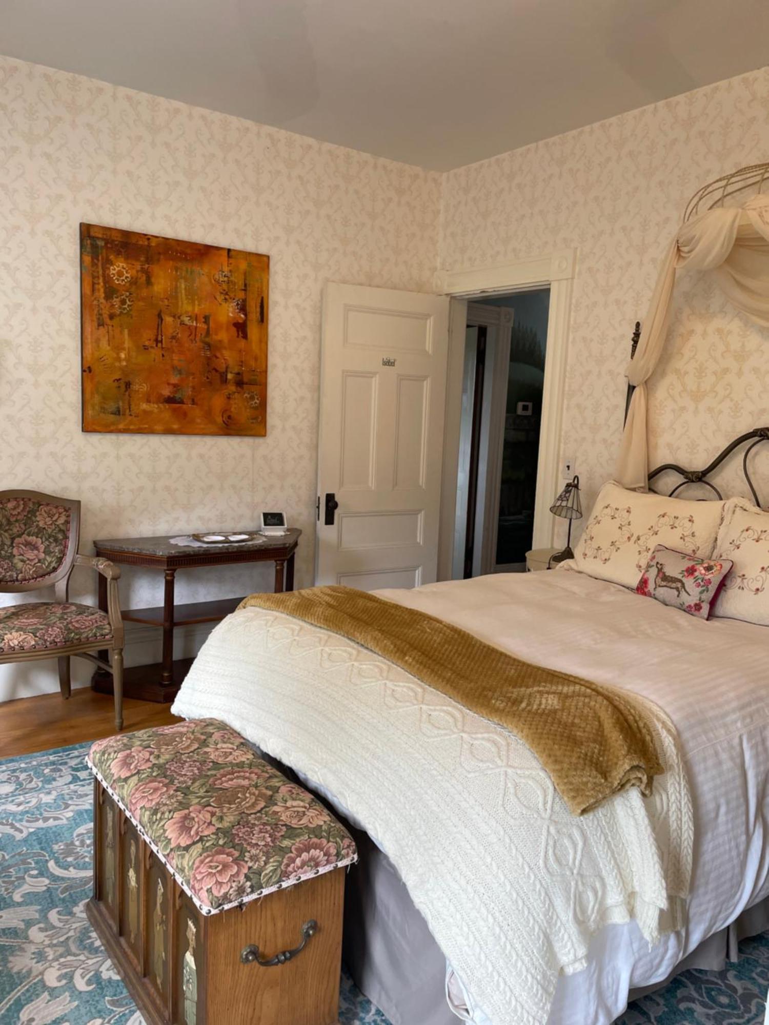 Guilford Bed And Breakfast Exterior photo