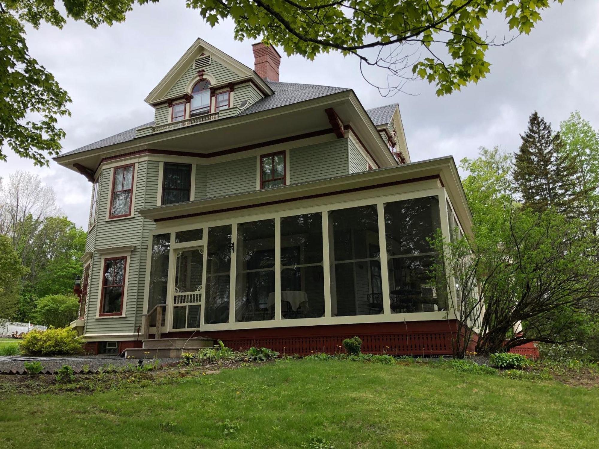 Guilford Bed And Breakfast Exterior photo